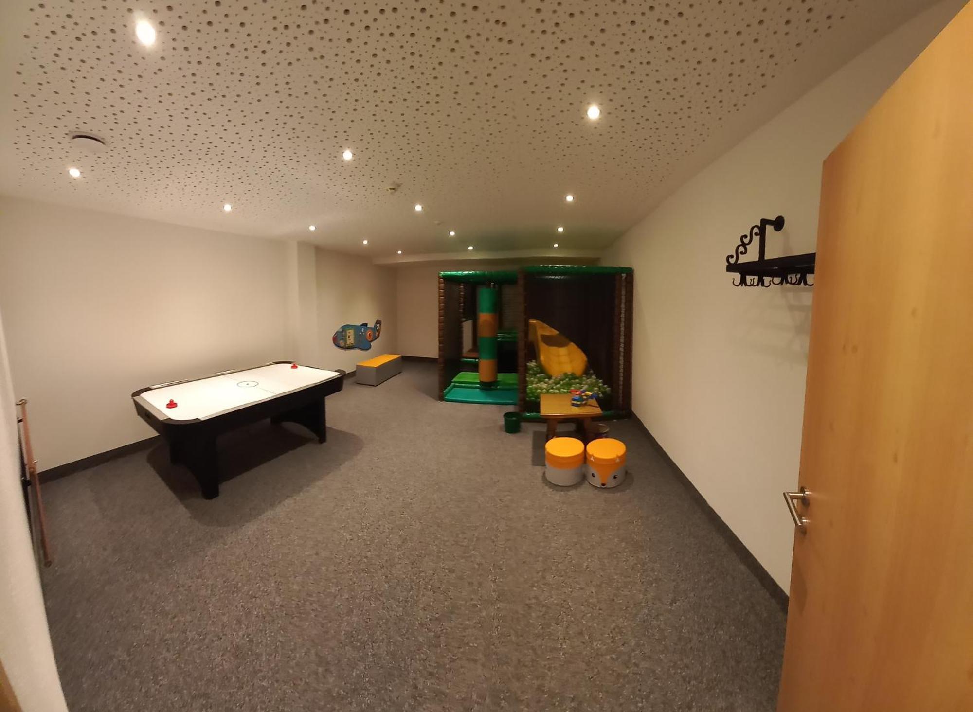Hotel Gasthof Jaeger Zillertal Шлитерс Екстериор снимка