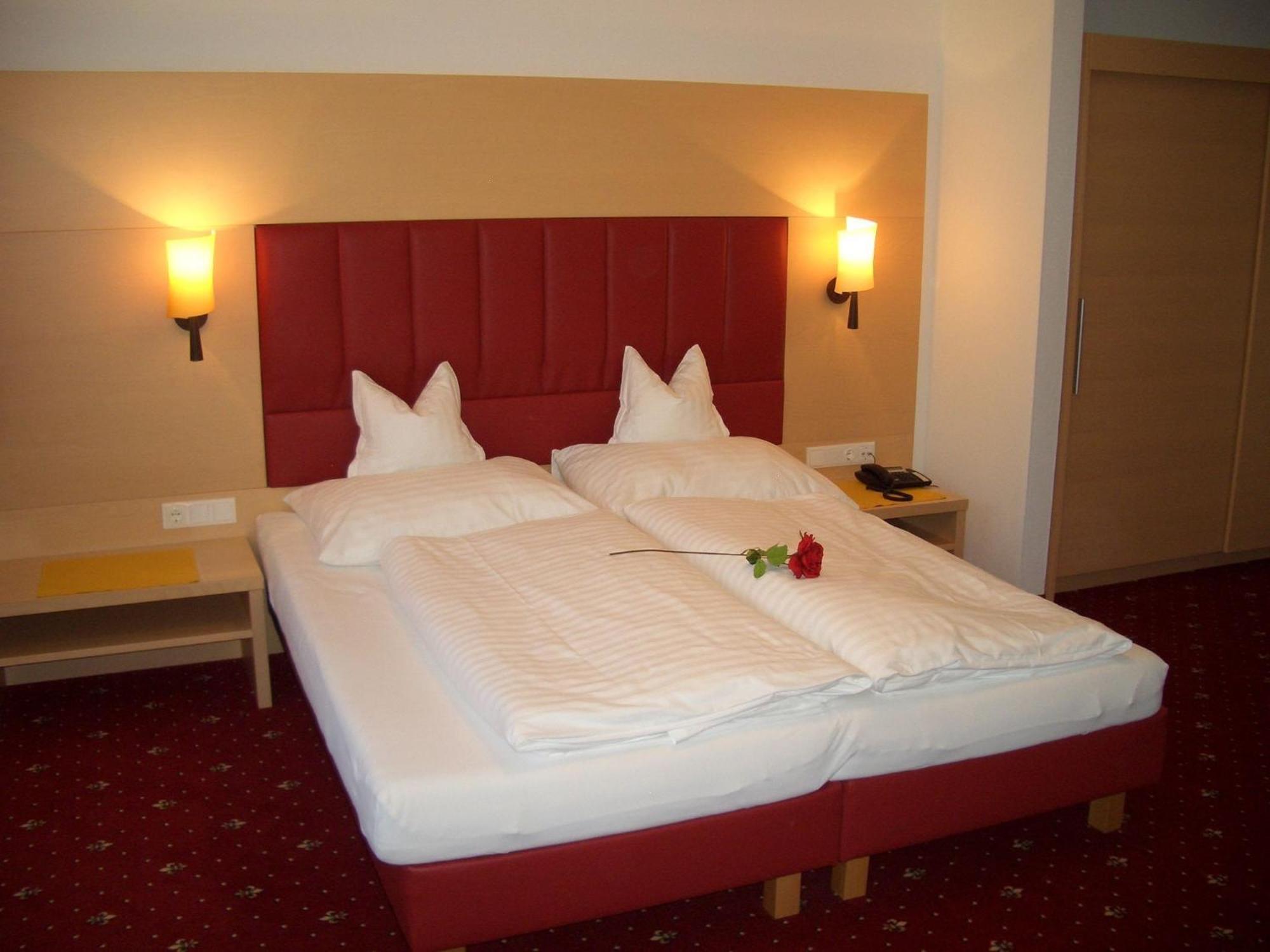Hotel Gasthof Jaeger Zillertal Шлитерс Екстериор снимка