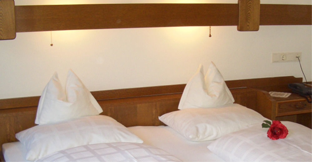 Hotel Gasthof Jaeger Zillertal Шлитерс Екстериор снимка