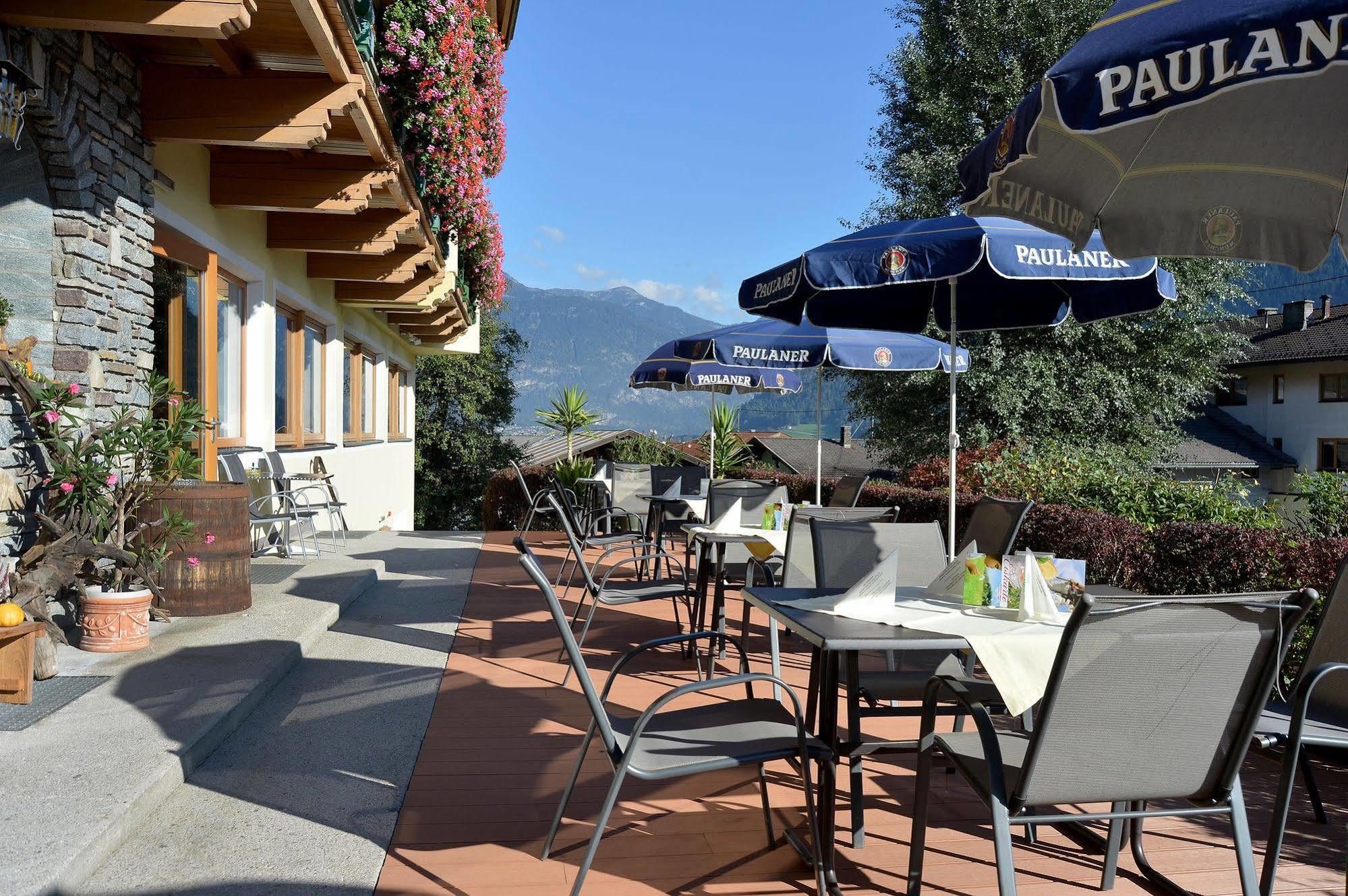 Hotel Gasthof Jaeger Zillertal Шлитерс Екстериор снимка