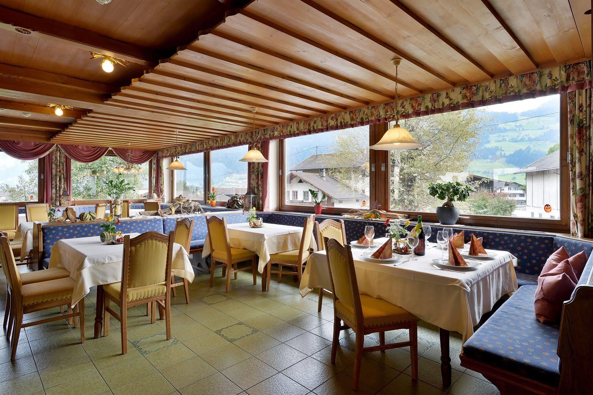 Hotel Gasthof Jaeger Zillertal Шлитерс Екстериор снимка