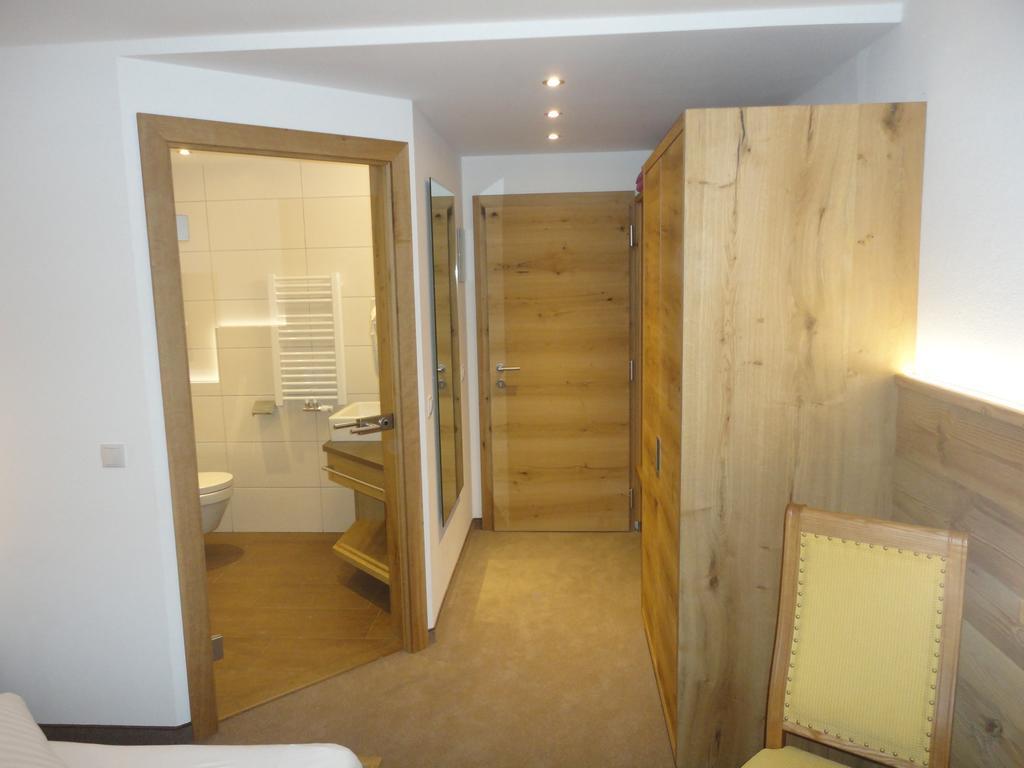 Hotel Gasthof Jaeger Zillertal Шлитерс Стая снимка